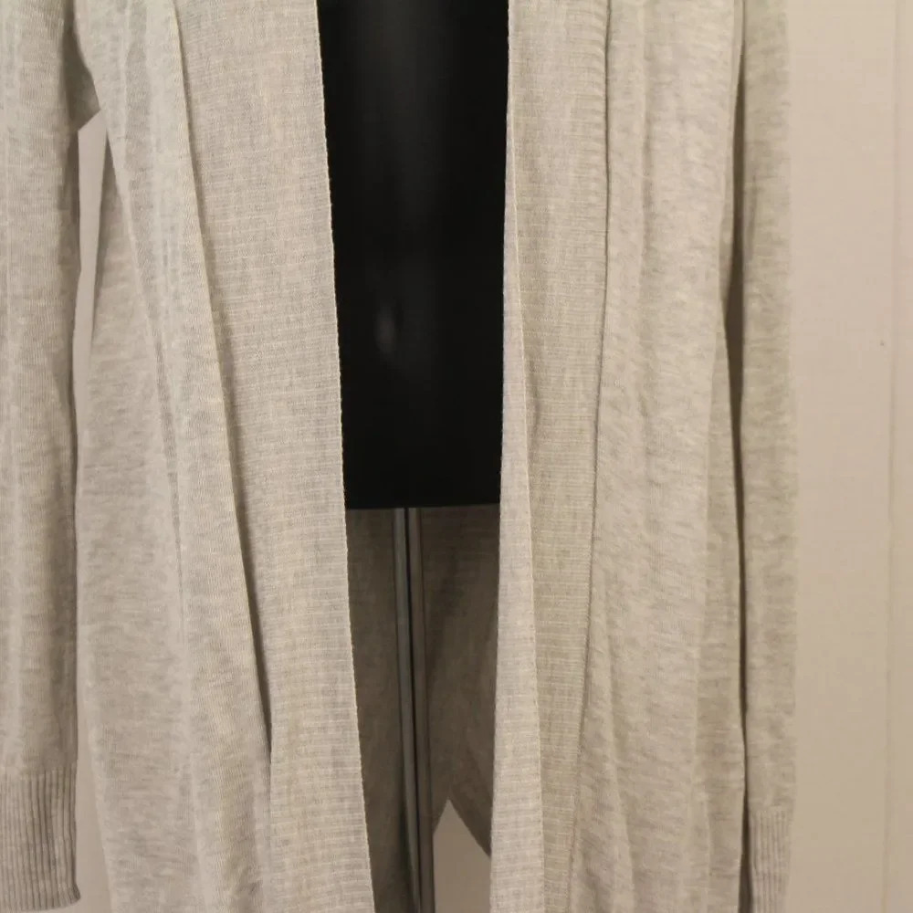 Neiman Marcus Shrug - Picture 3 of 9